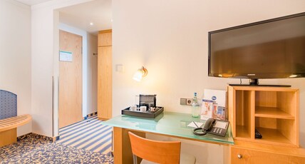 Best Western Hotel Kantstrasse Berlin Room Type - 1 Double Bed, Business Class