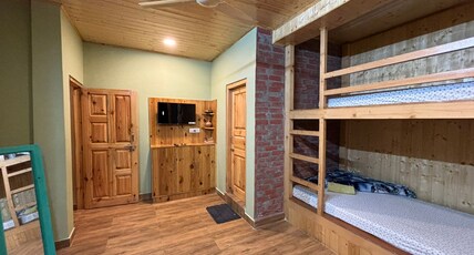 Rustic Roots Room Type - standard Bedroom 3