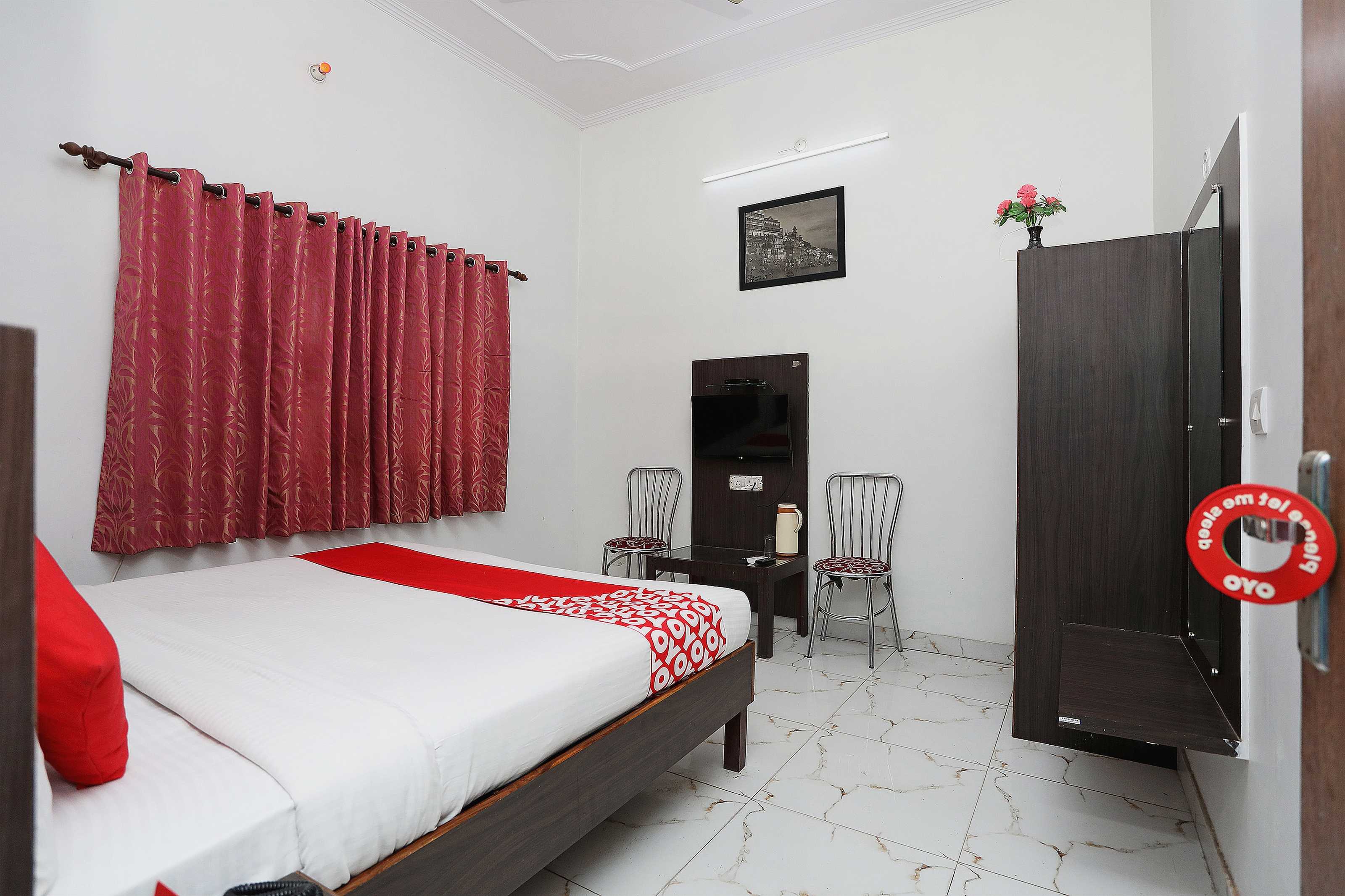 Hotel O Haveli Inn - Tap to explore photos