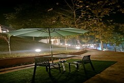 Hiyas Hotel and Resort