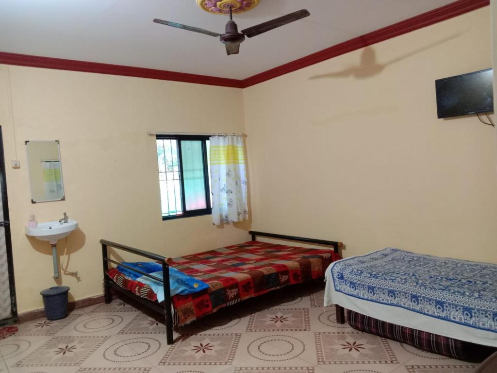 Ballaleshwar Cottage - Tap to explore photos