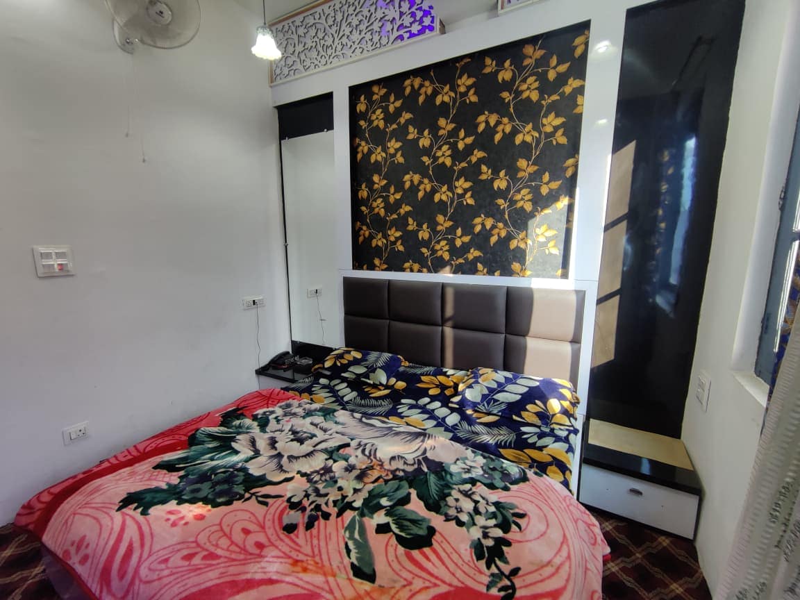 Chinar Hotel and Restaurant - Tap to explore photos