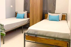 Z Express Grand Avenue