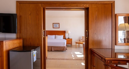 Continental Plaza Beach Resort Room Type - 1 Bedroom Suite Sea View Balcony