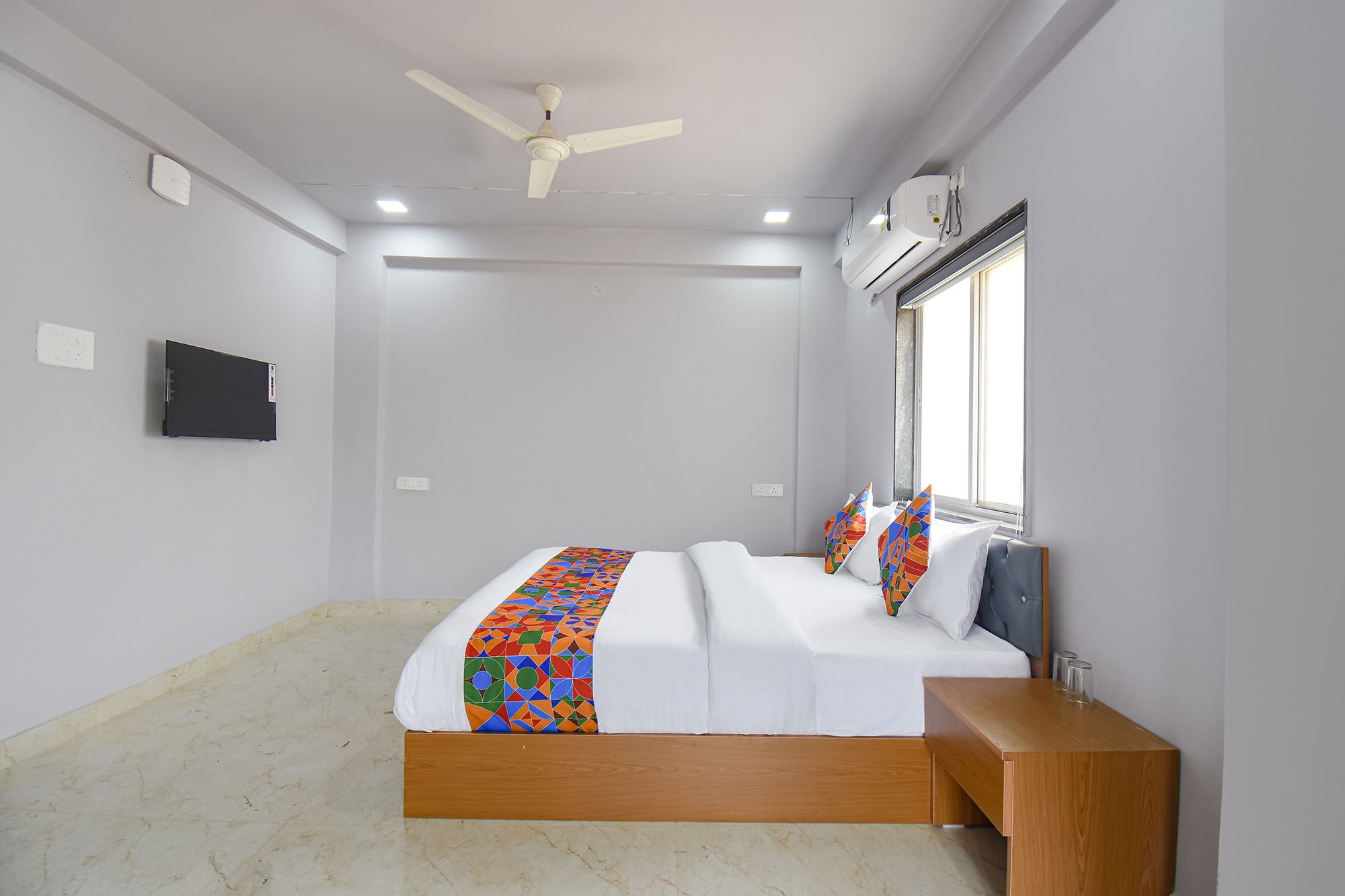 FabHotel Ojas Inn - Tap to explore photos