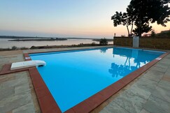 Address of La Kamp Resort