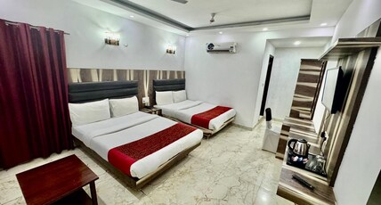 Hotel TJS Royale, Karol Bagh Room Type - Family Room (4 Persons)