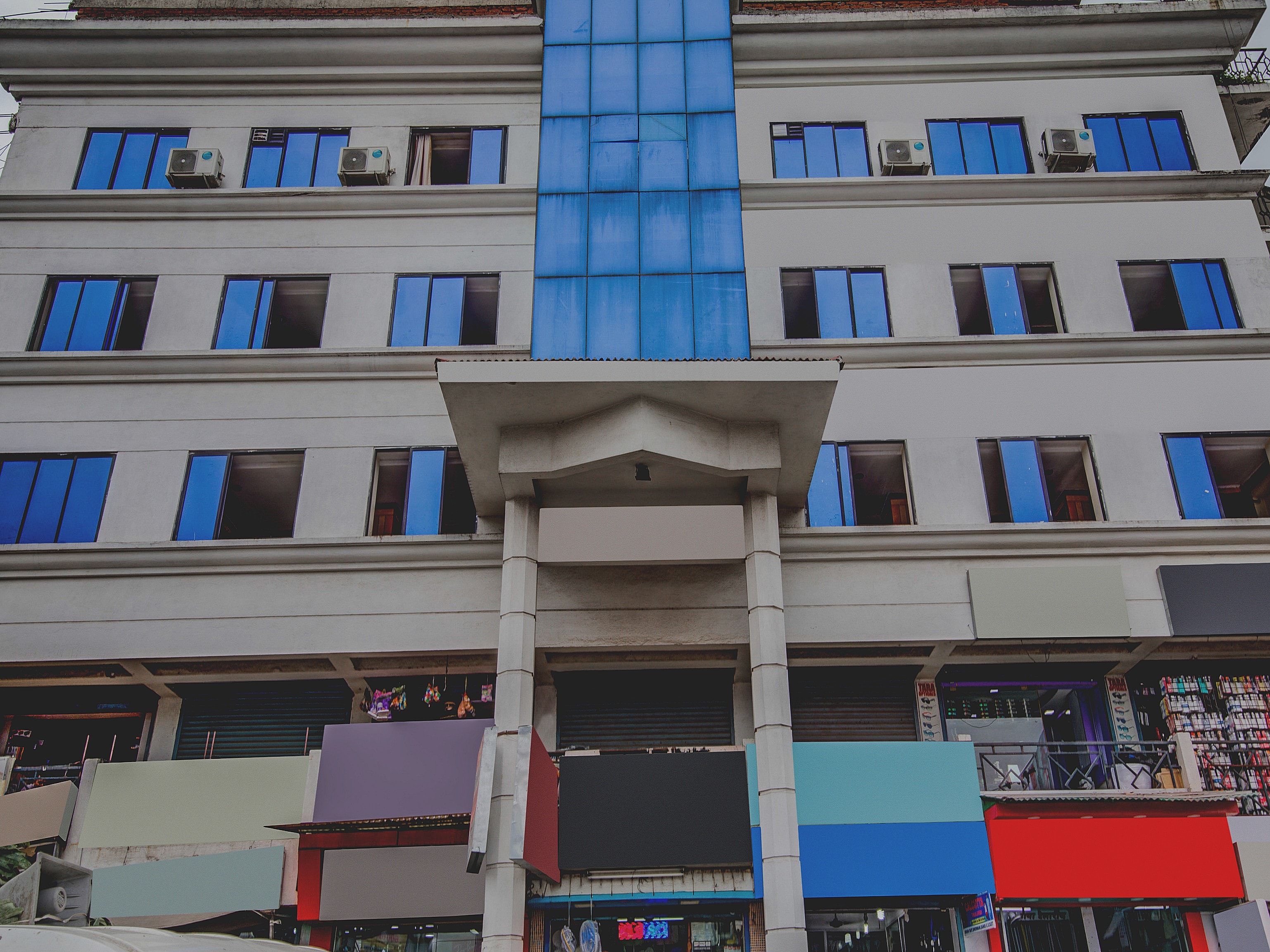 Hotel O Oxy Heritage - Tap to explore photos