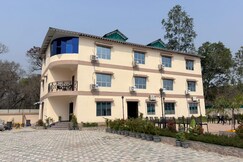 Chilapata Alpine Resort