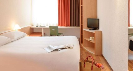ibis Wien Mariahilf Room Type - Standard Room with 1 double bed ibis Wien Mariahilf Room Type - Standard Room with 1 double bed