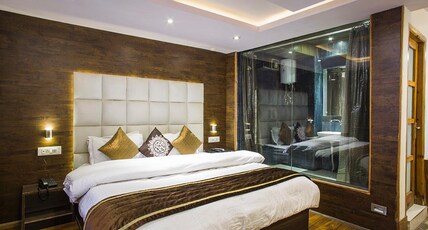 Hotel Sunrise Room Type - Super Deluxe Room