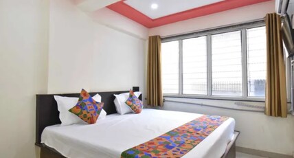 FabHotel-Silver Star Room Type - Deluxe Room