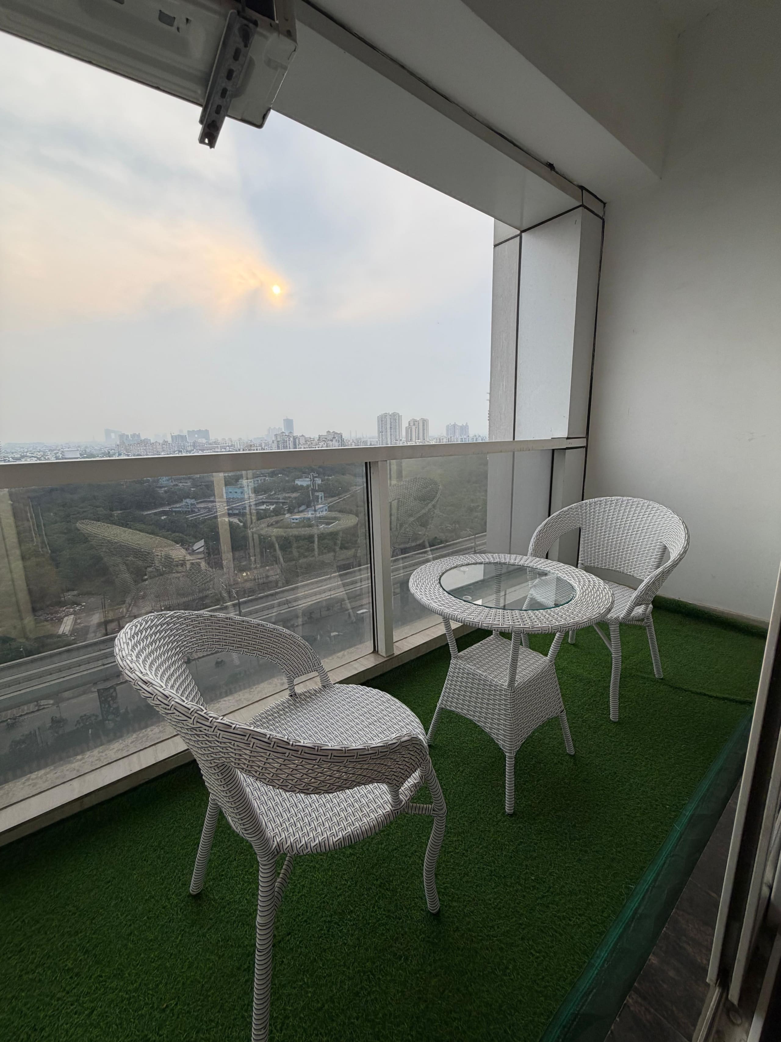 Insta Worthy 1Bhk Pink Suite with balcony - Tap to explore photos