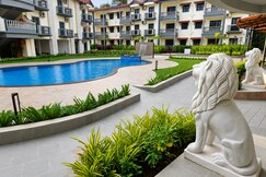 Address of Dom Carlos Apartments