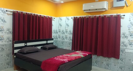 Shivangi Guest House Room Type - Deluxe AC Shivangi Guest House Room Type - Deluxe AC