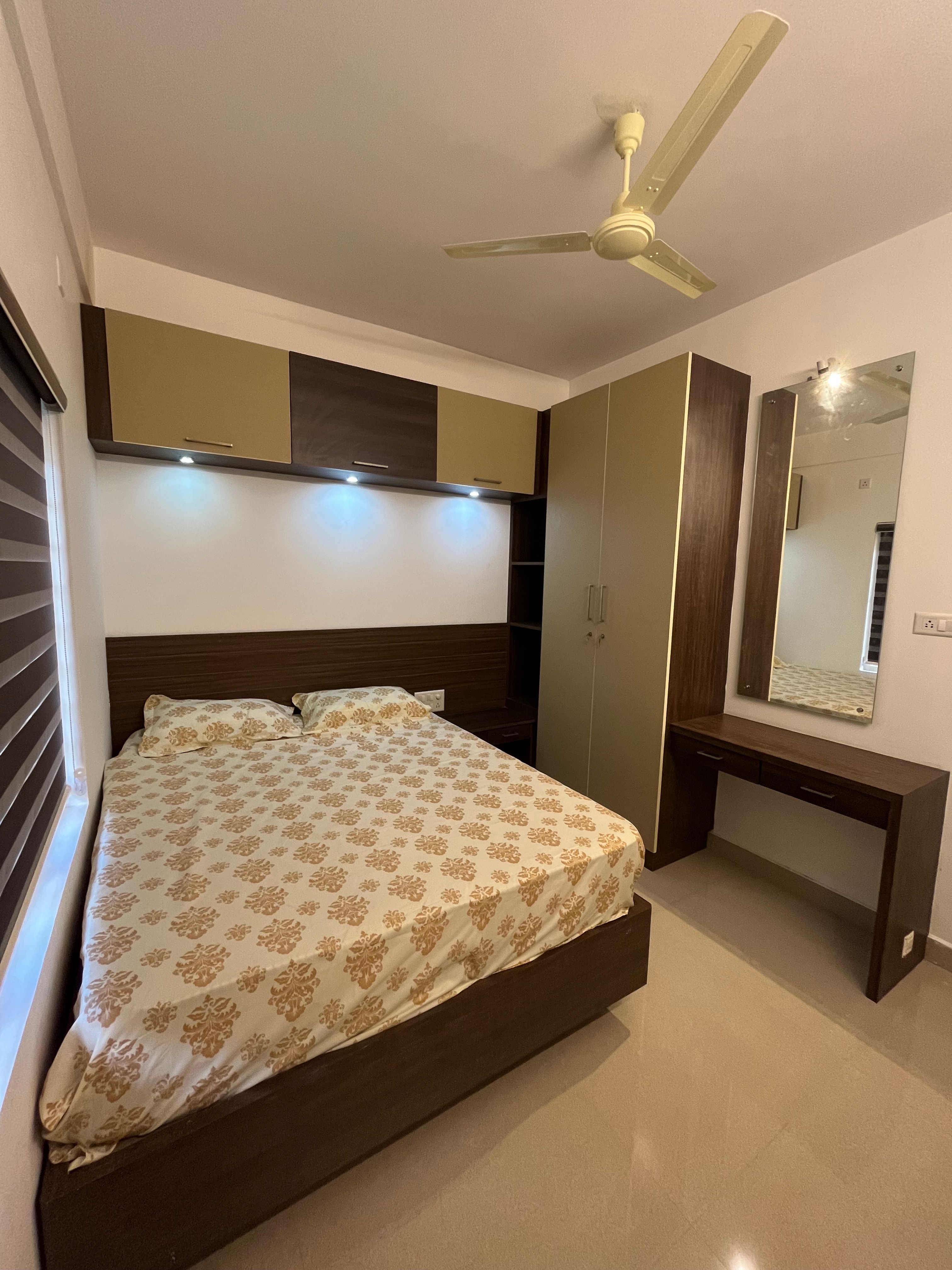 Deepam Orchid Service Appartment - Tap to explore photos