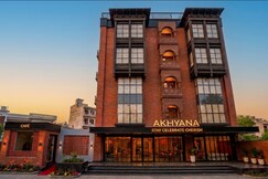 Akhyana Hotel Near Unitech Cyber Park