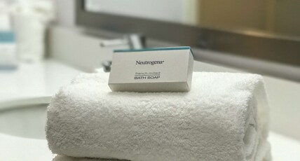 Hampton Inn by Hilton Waterville Room Type - 1KING STUDY SOFABED NOSMOK