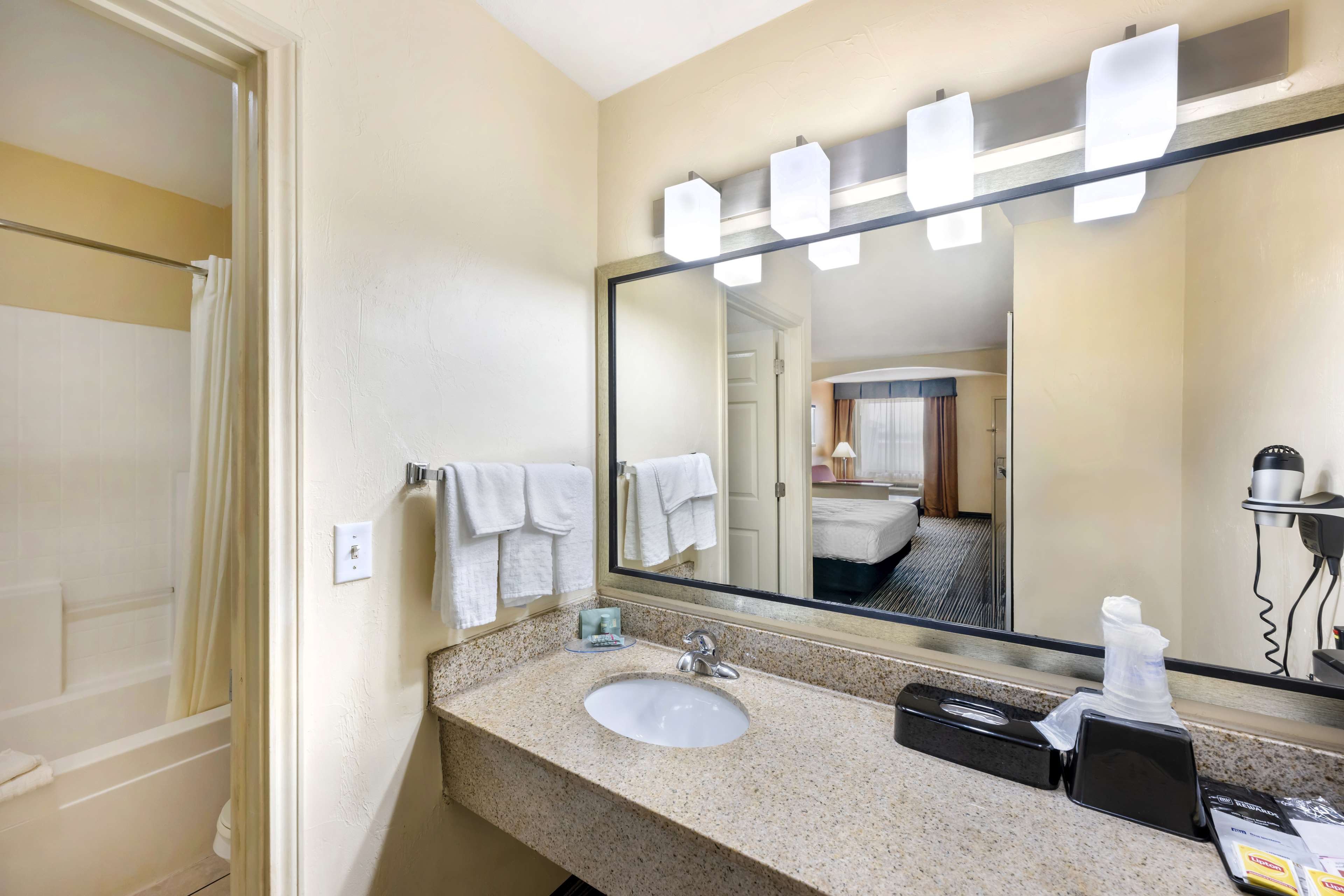 Best Western Snyder Inn - Tap to explore photos