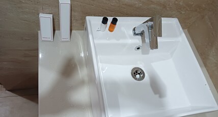 Hotel Mideast Room Type - Double NON AC Room