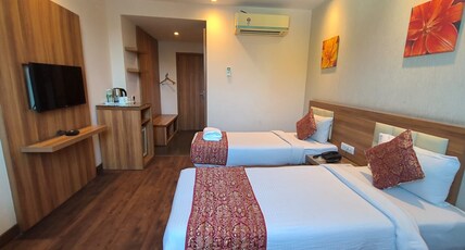 Hotel Le Roi, Haridwar @ Har Ki Pauri Road Room Type - Premium Twin Room with Complimentary Wi Fi