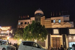 Hotel Mandakini Royale