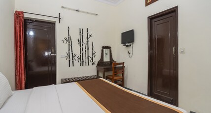 Imperial Polo Ground Haveli Room Type - Deluxe Room