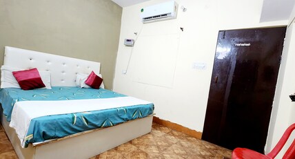 Hotel SSS INN Room Type - 101