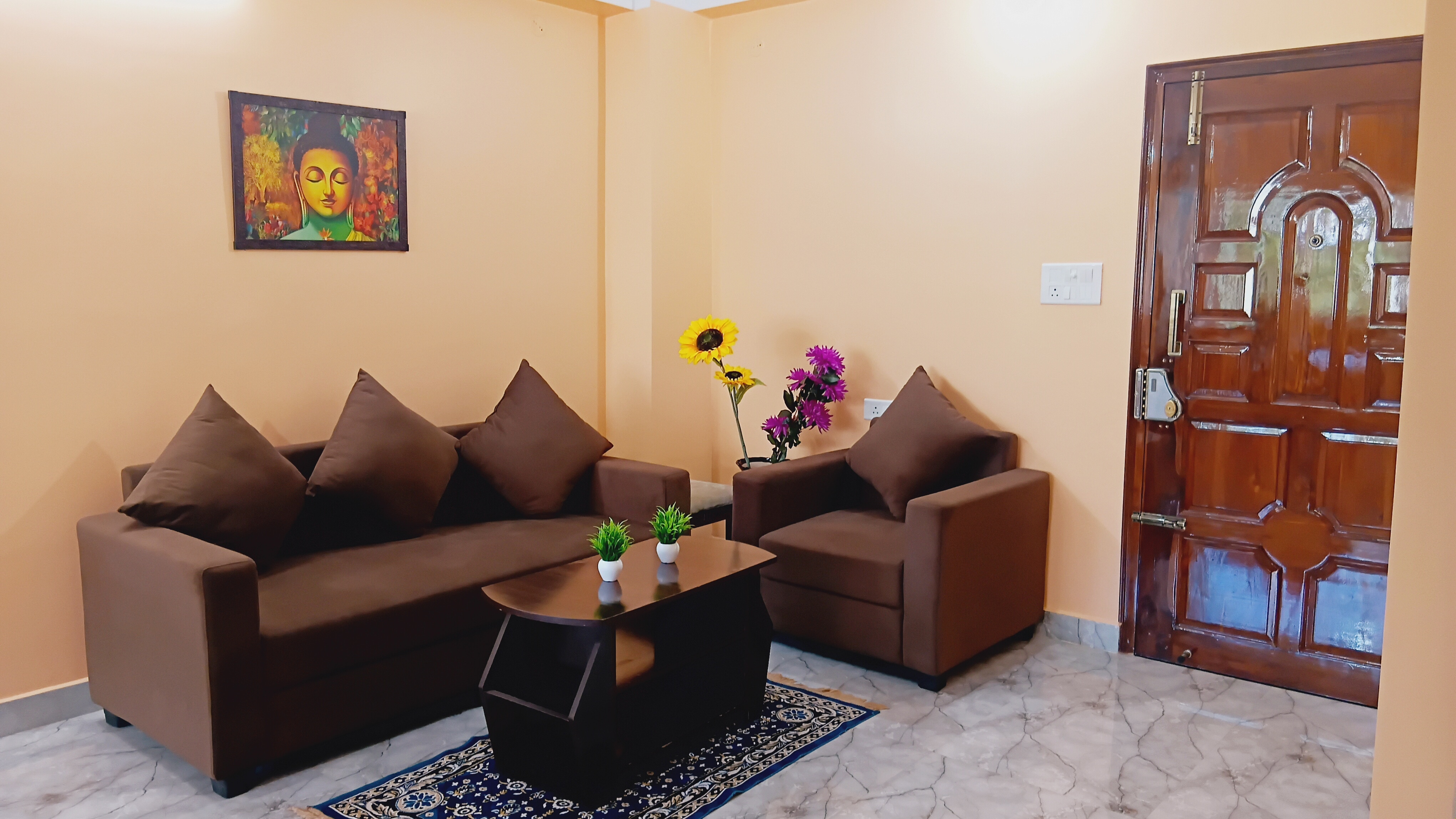 Nili's Homestay - Tap to explore photos