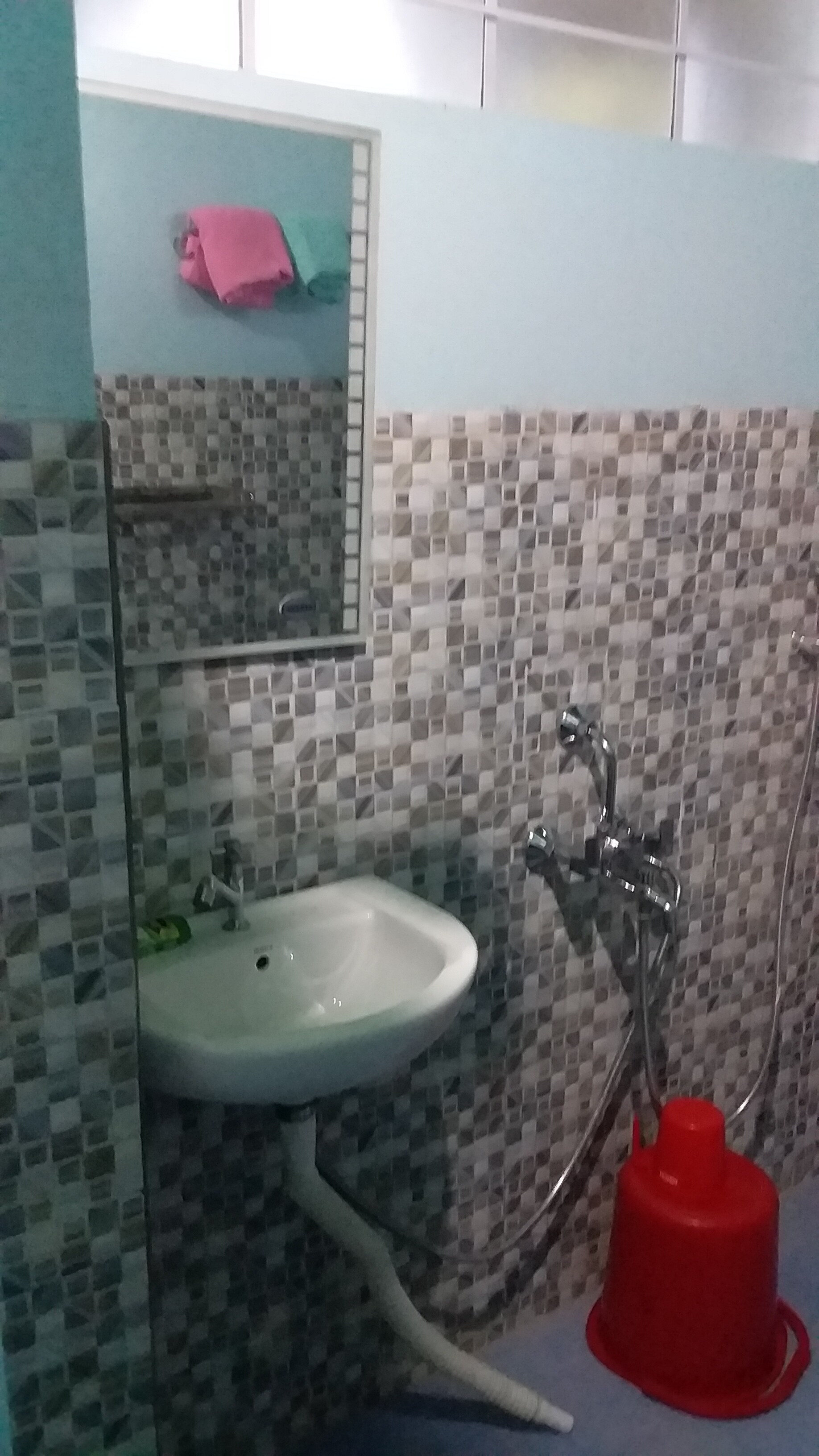 RI KHASI GUEST HOUSE - Tap to explore photos