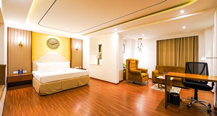 Goldfinch Hotel Bangalore Room Type - Executive  King Bed