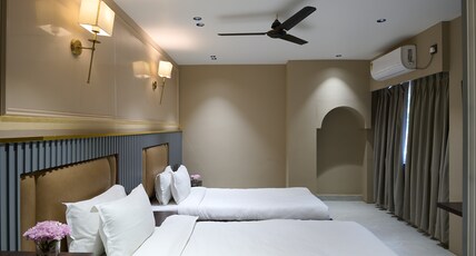 Hotel Todo International Room Type - Deluxe room
