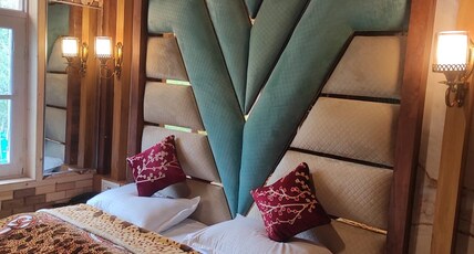 Hotel Shahkul Front Room Type - Standard room