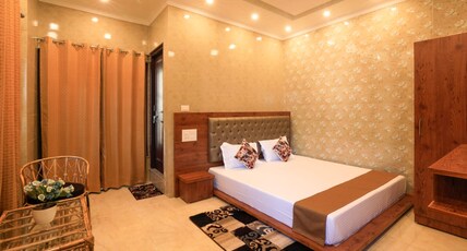 Hotel Gangotri Plaza @Laxman Jhula Room Type - Standard Room