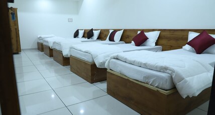 Hotel Royal Palace Room Type - Dormitory