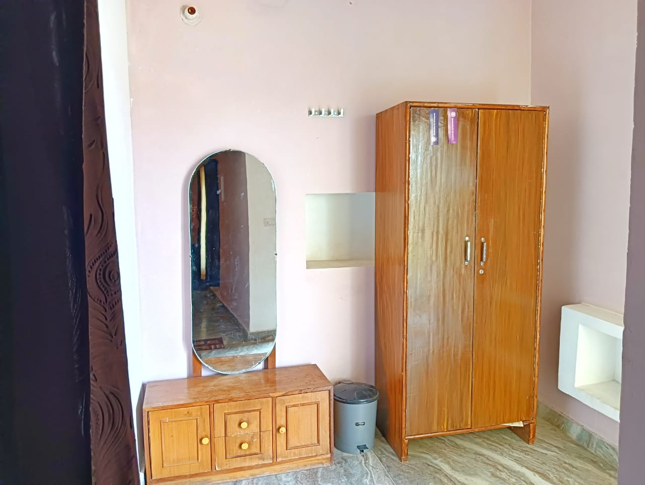 Sadhna sadan Homestay with Mountain view - Tap to explore photos