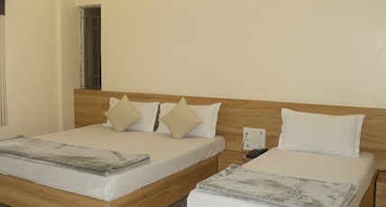 HOTEL RADHIKA SOMNATH Room Type - Triple Bed Non AC