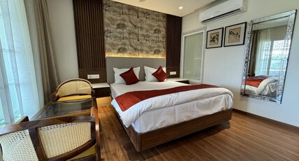 Sky Suites By The Lazy Host Room Type - King Room without Balcony