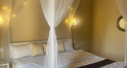 Natures nest  Experience the pulse of the wild Room Type - Bedroom 3
