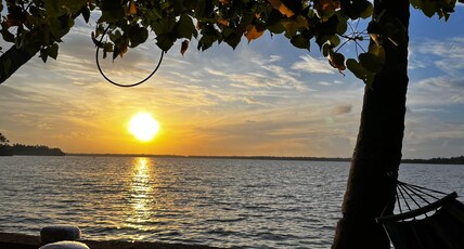 Santa Maria Hostel Munroe Island Room Type - Lake View Non AC Room with Balcony
