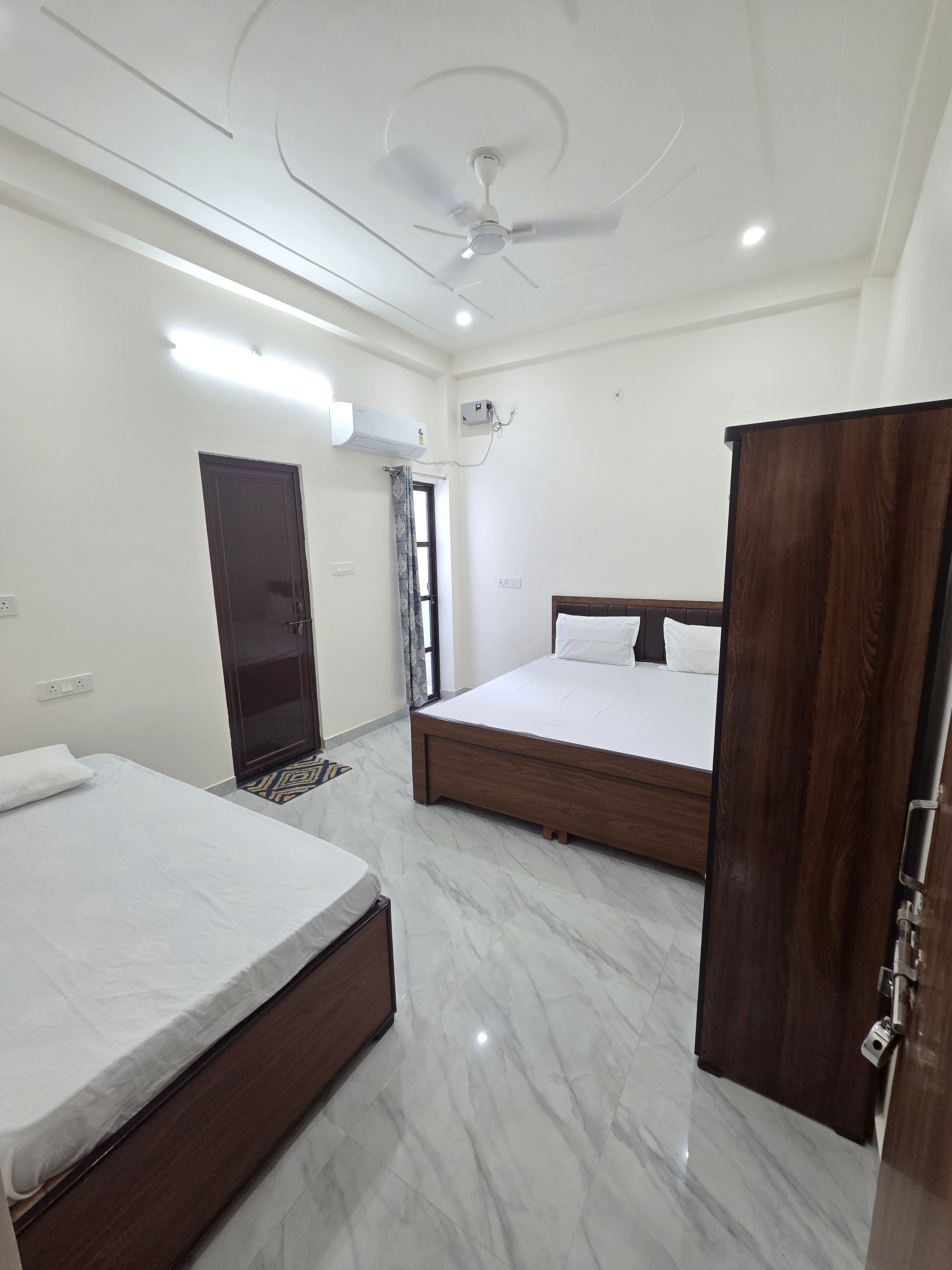 Shri radha Krishna homestay - Tap to explore photos