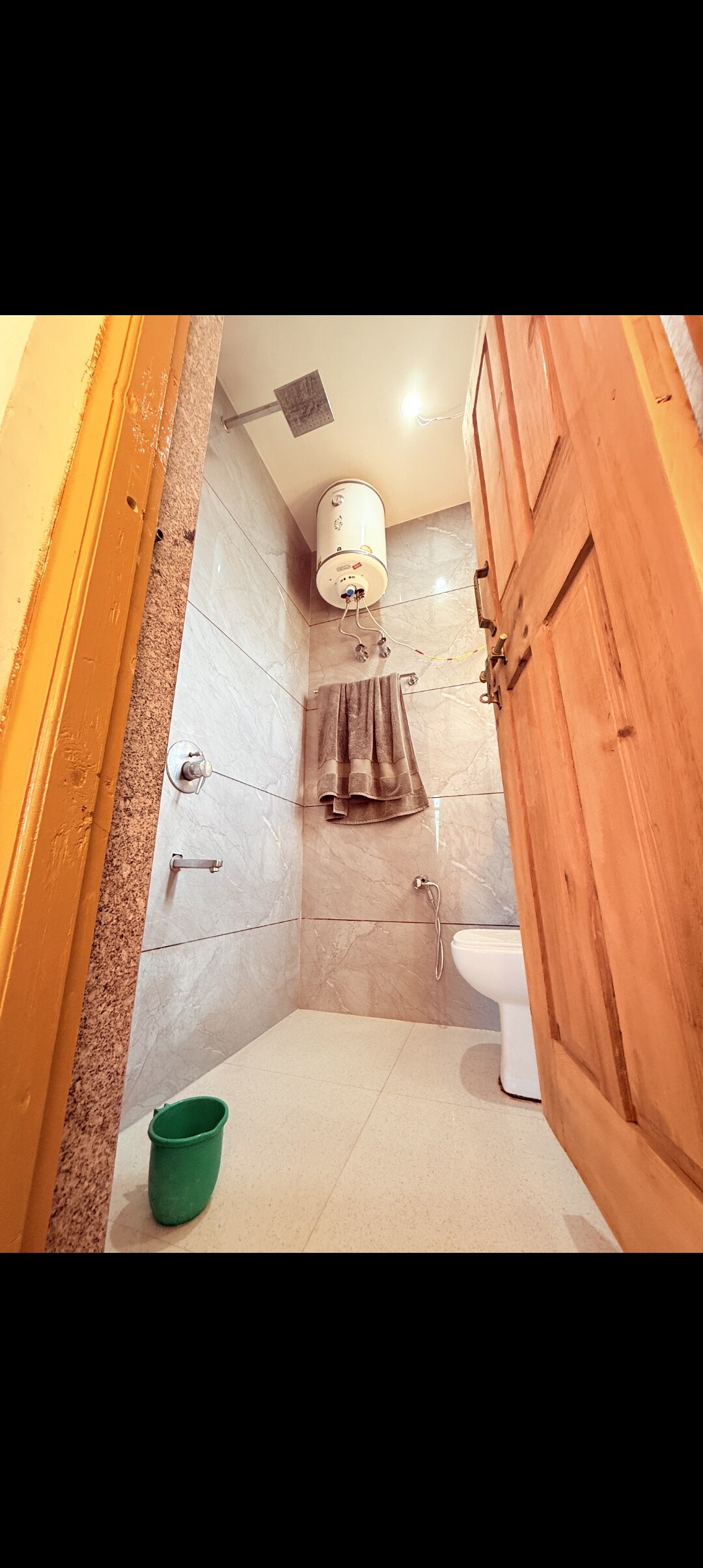 SOFI GULMARG GUEST HOUSE - Tap to explore photos