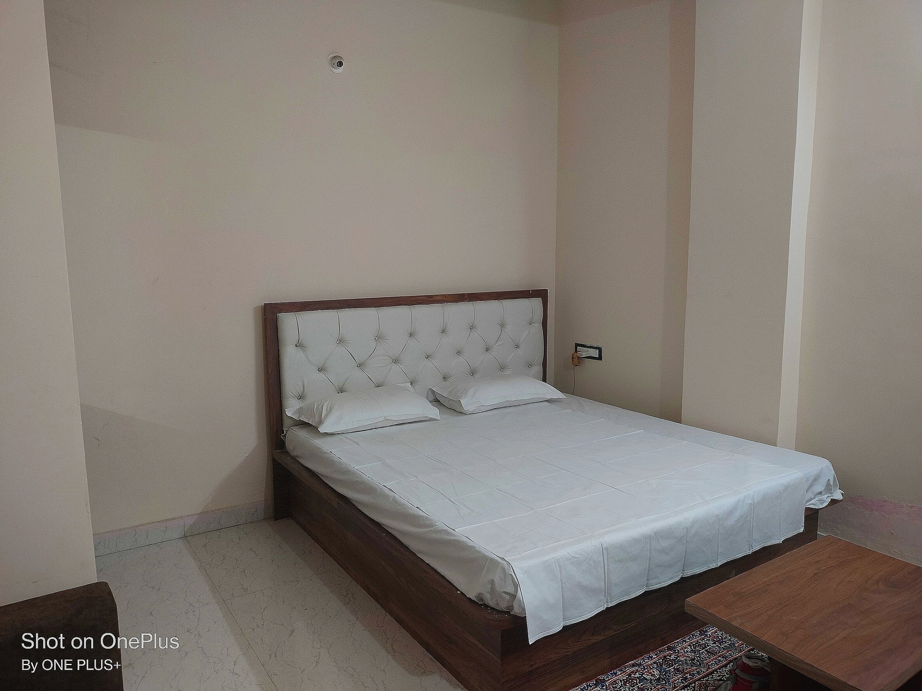 HOTEL SONA RESIDENCY - Tap to explore photos