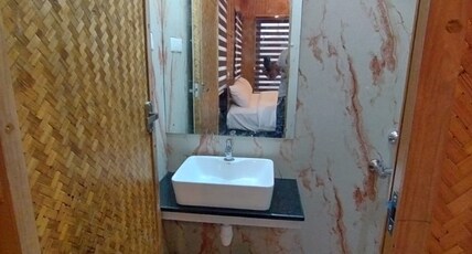 Tiger Tracks Resort Room Type - Honeymoon Cottage