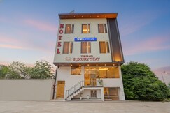 FabHotel The Grand Luxury Stay