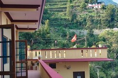 The Monal Home Stay KHIRSU