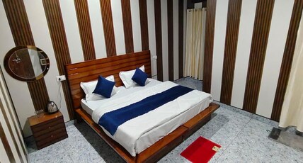 ASWAL DELUXE Room Type - Deluxe Room
