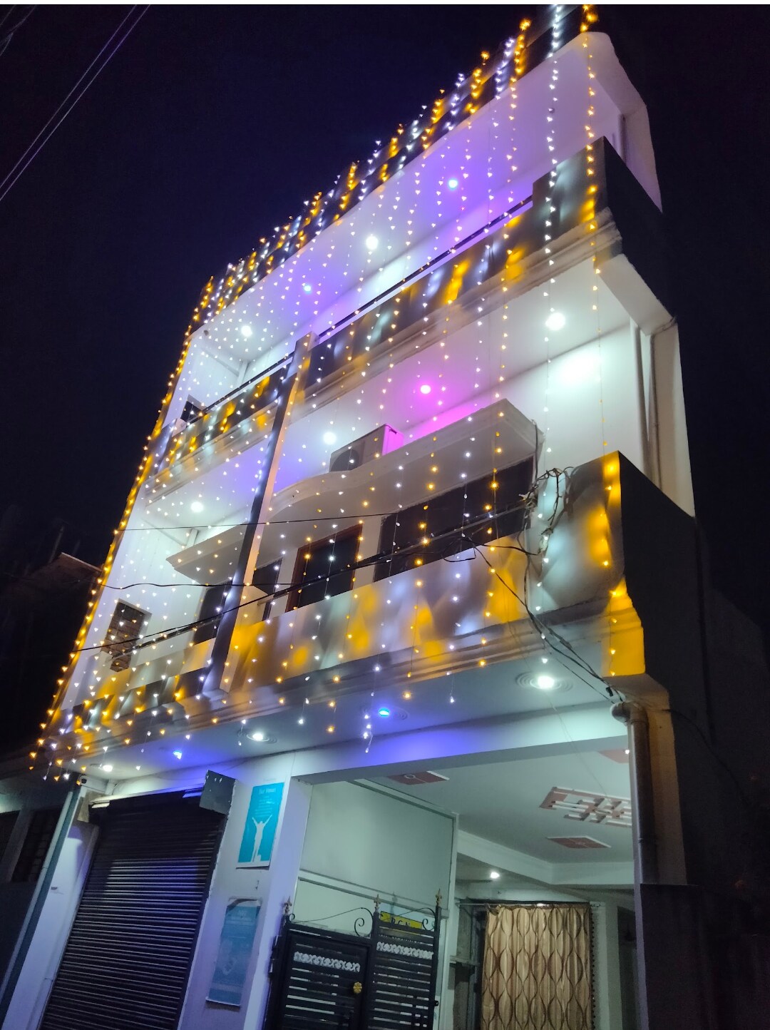 BGN Guest House & Rooms - Tap to explore photos