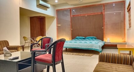Hotel Mahendra  Room Type - Suite Room Ac
