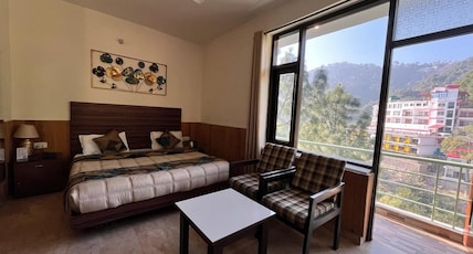 Hadley Inn Kasauli Room Type - Super deluxe with balcony (AC Room)